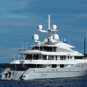 yacht